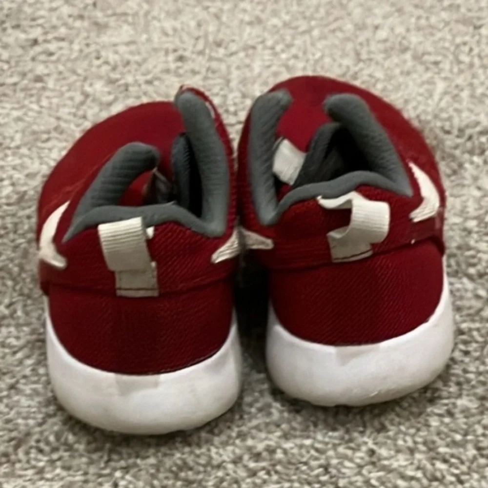 5 for $25🎈Nike shoes